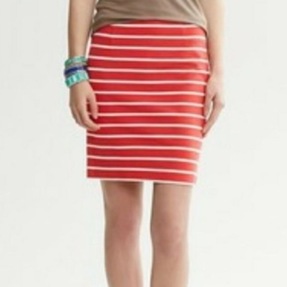 Banana Republic red and white striped skirt Women's size 4 (K12) - Picture 1 of 7